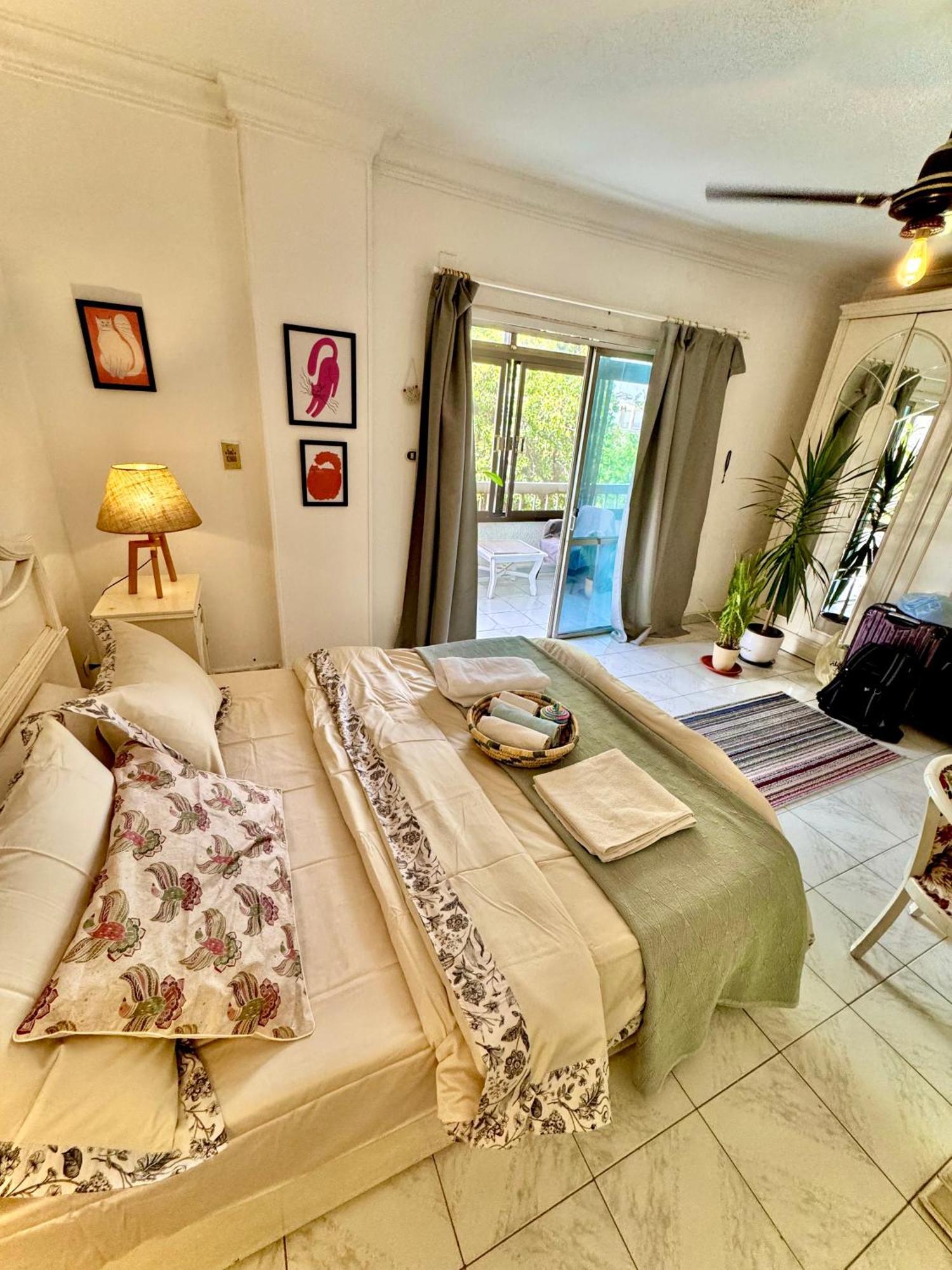 Large Room With Its Own Balcony القاهرة المظهر الخارجي الصورة